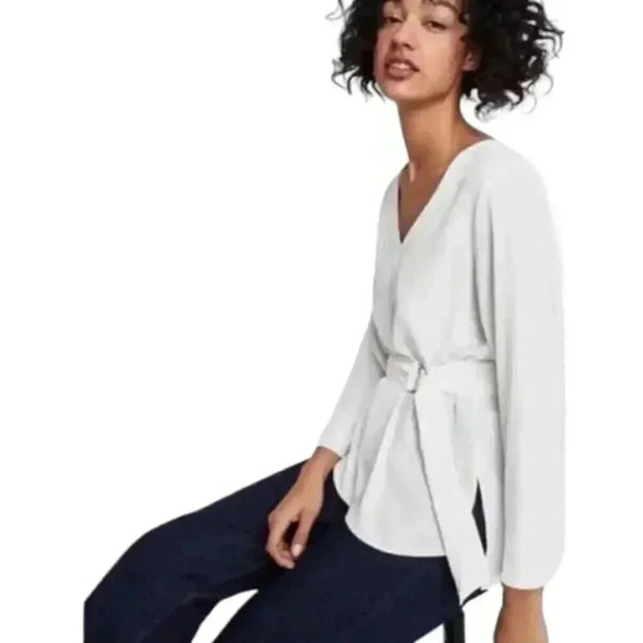 Zara White Blouse Top With Belt  V-Neck Flowy Size Small - Picture 3 of 14